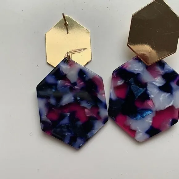 Geo Metal Acrylic Purple Earrings - Picture 2 of 2